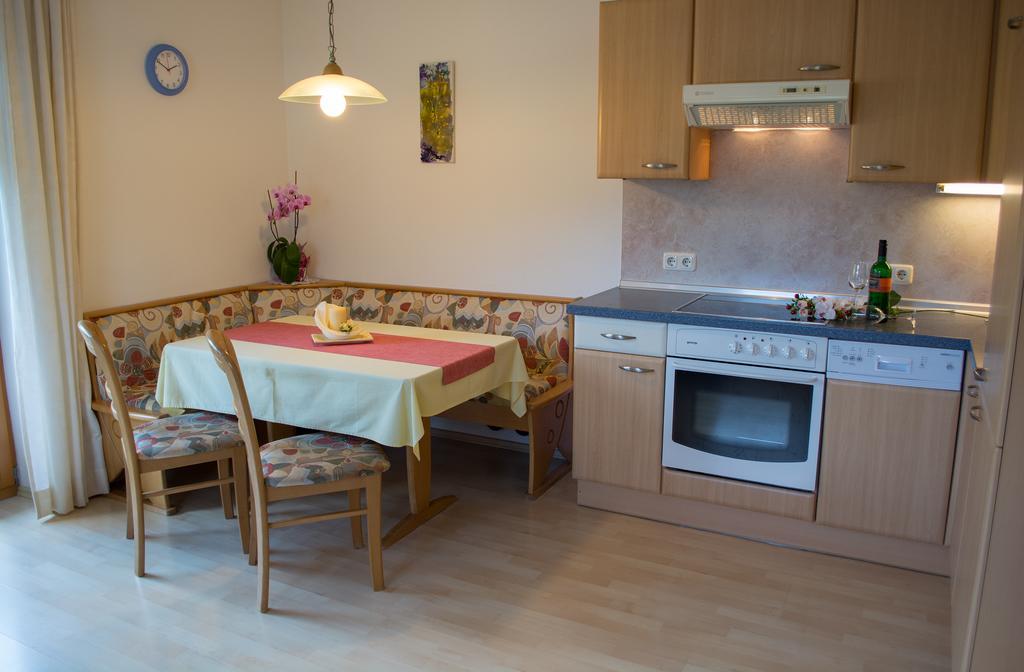 Ferienwohnung Biechl-Hauser Doris Sankt Ulrich am Pillersee Room photo